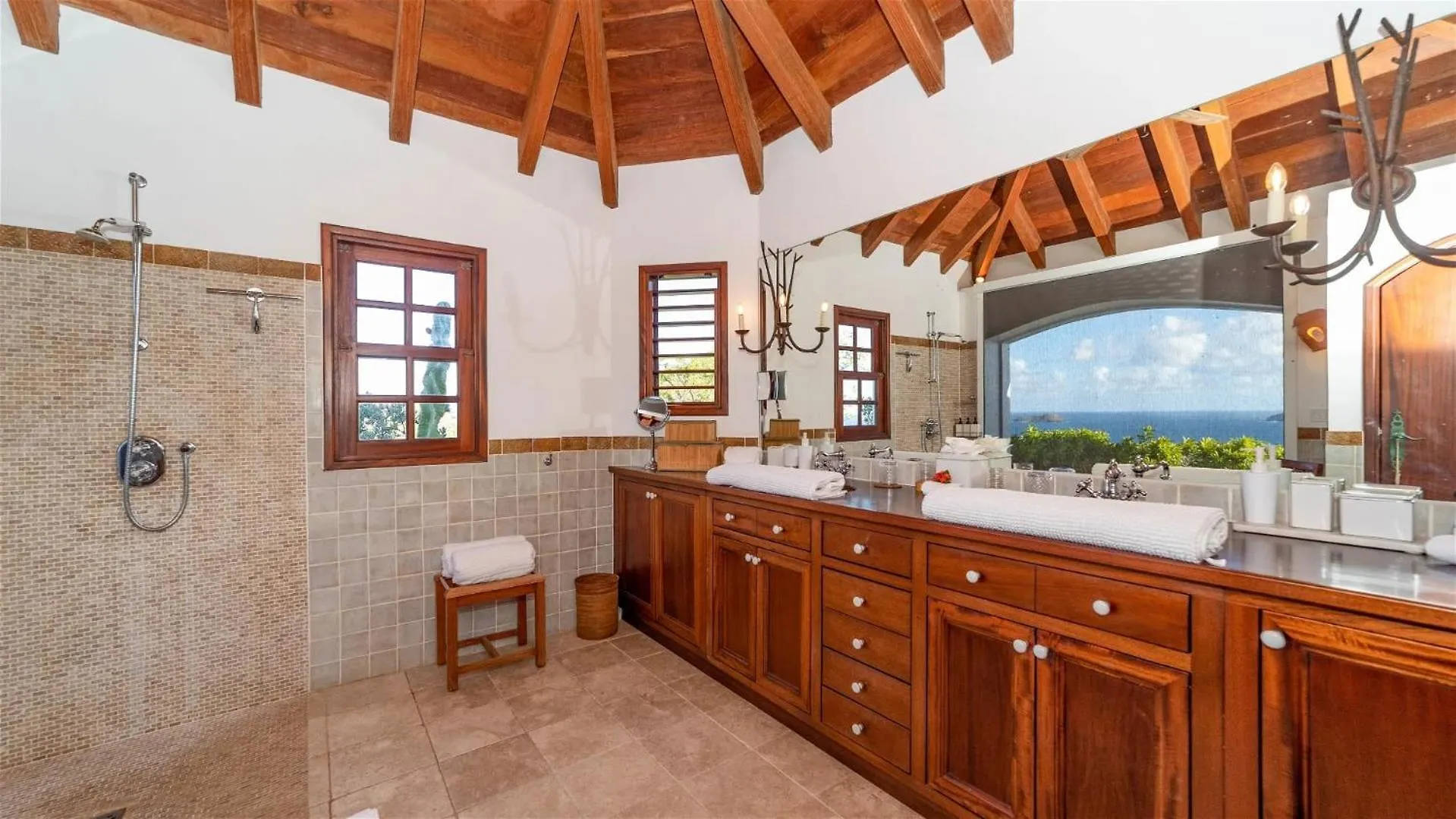 Luxurious Oceanfront Villa in St Barths Quartier de Lorient